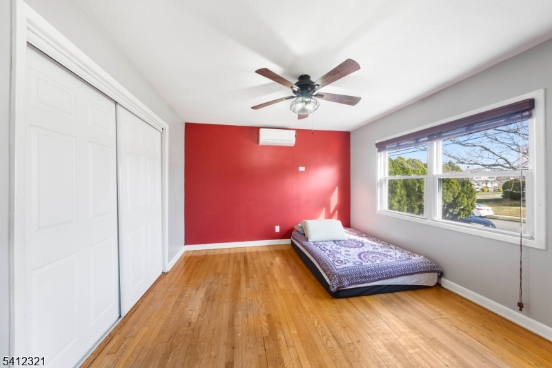 26 Edward Ct