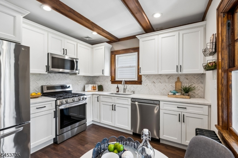 12 Belle Terre Road