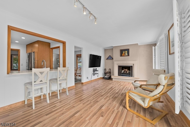 17 Westland Rd