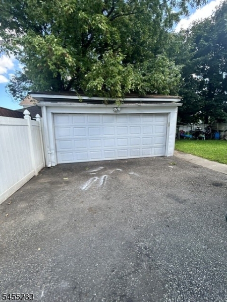 92 Burlington Ave