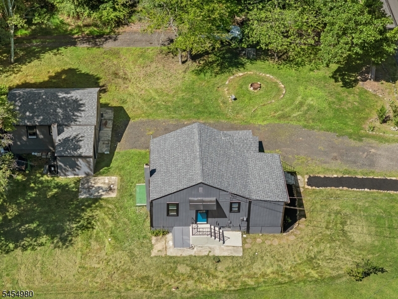 107 Oak Grove Rd