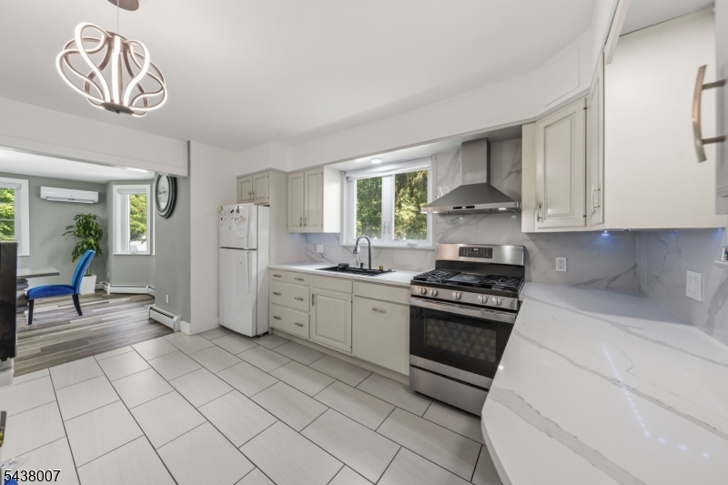 136 Glendale Dr