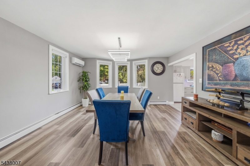 136 Glendale Dr