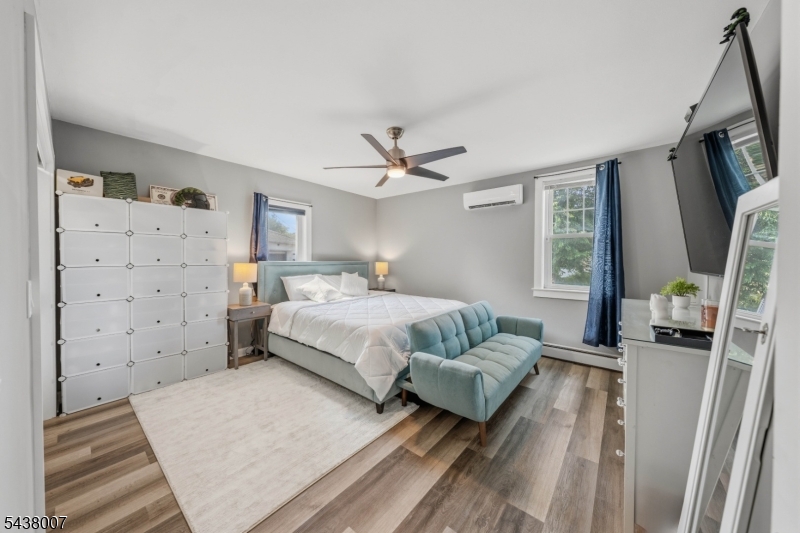 136 Glendale Dr