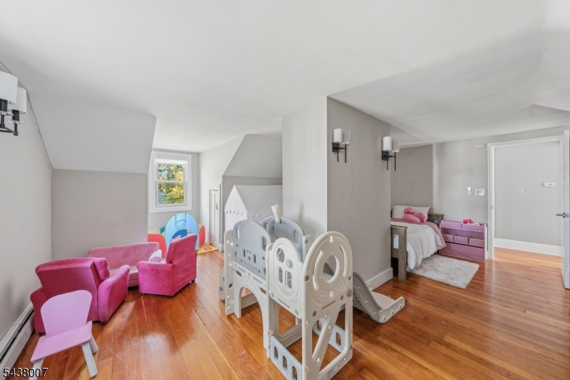 136 Glendale Dr