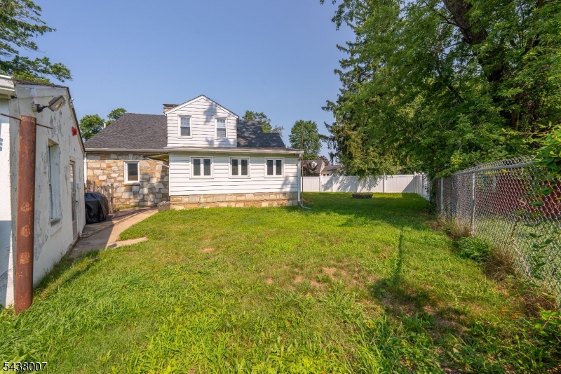 136 Glendale Dr