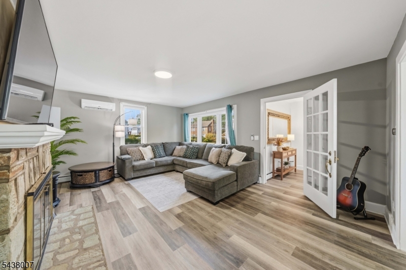 136 Glendale Dr