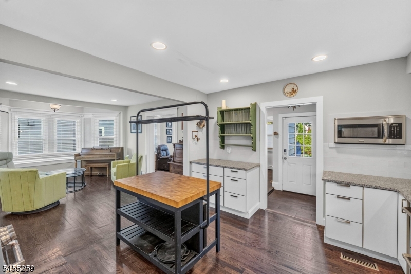 46 Greenwood Ave