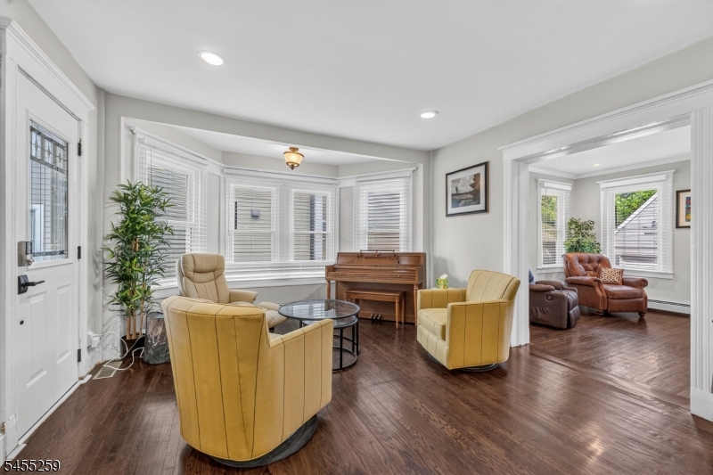46 Greenwood Ave