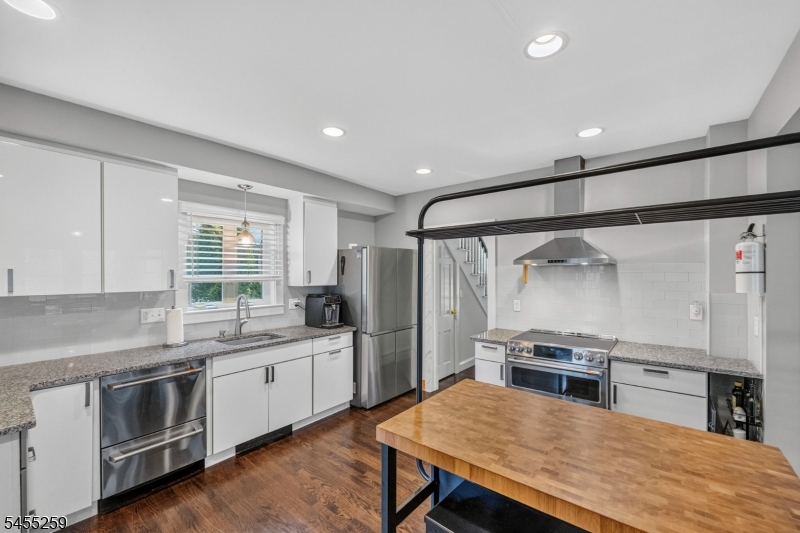 46 Greenwood Ave