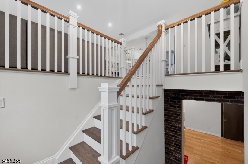 20 Arnold Dr