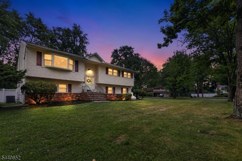 20 Arnold Dr