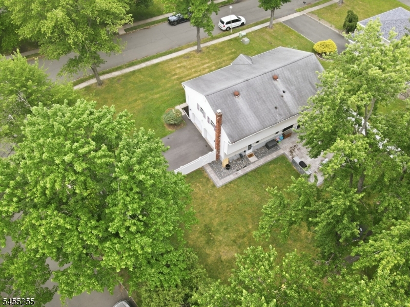 20 Arnold Dr