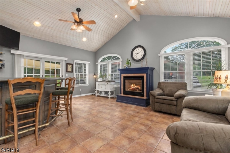 1137 Concord Dr