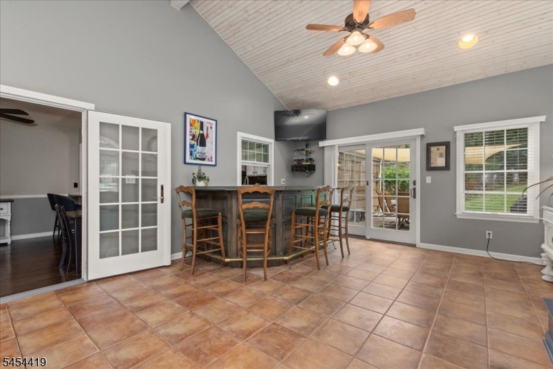 1137 Concord Dr