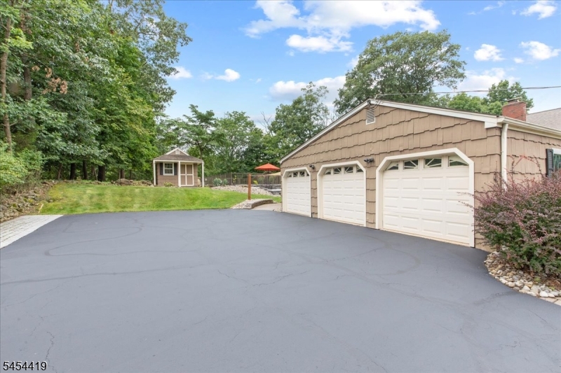 1137 Concord Dr