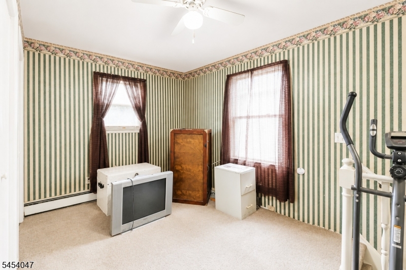 67 Greenbrook Rd