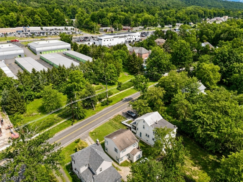 67 Greenbrook Rd