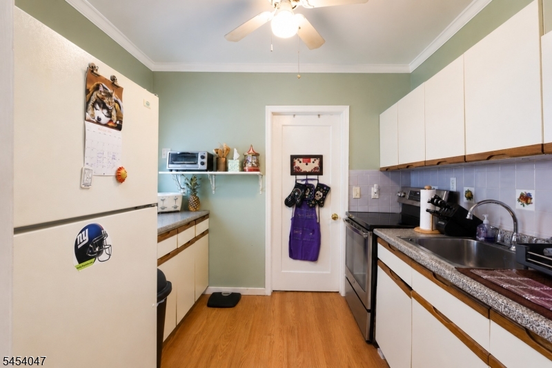 67 Greenbrook Rd