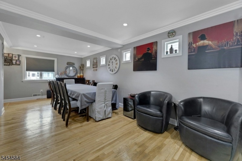 291 Fairway Ave