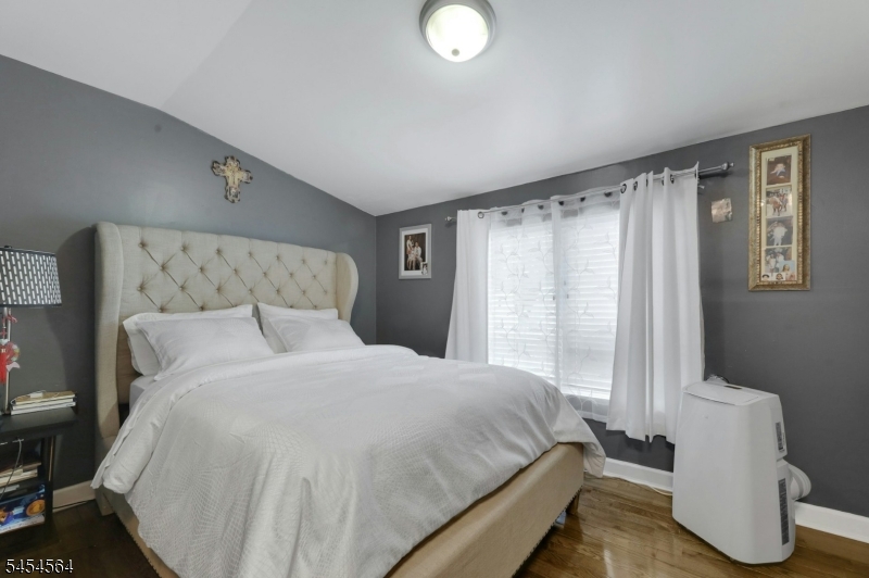 291 Fairway Ave