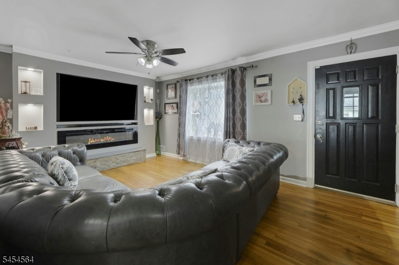 291 Fairway Ave