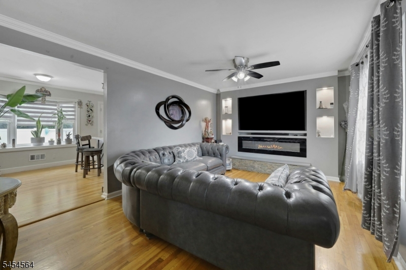 291 Fairway Ave