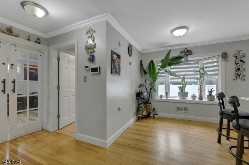 291 Fairway Ave