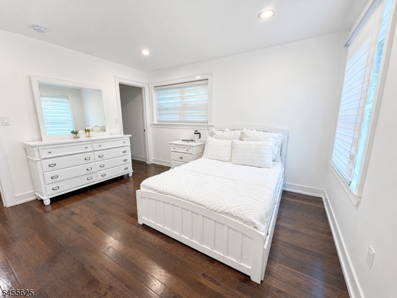 50 Mountain Ave