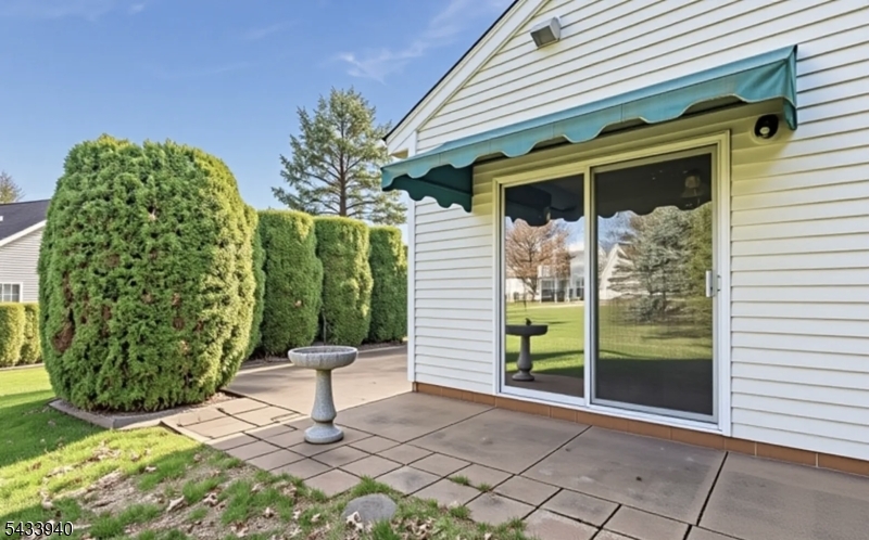 24 Stafford Ln