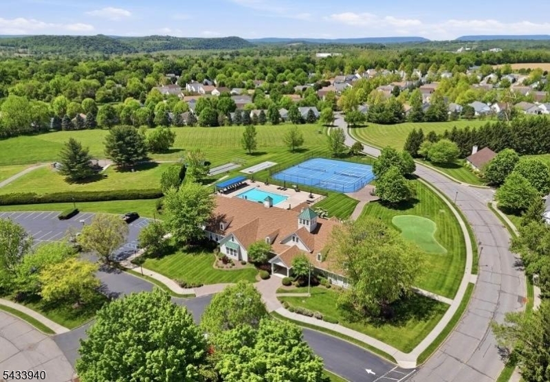 24 Stafford Ln