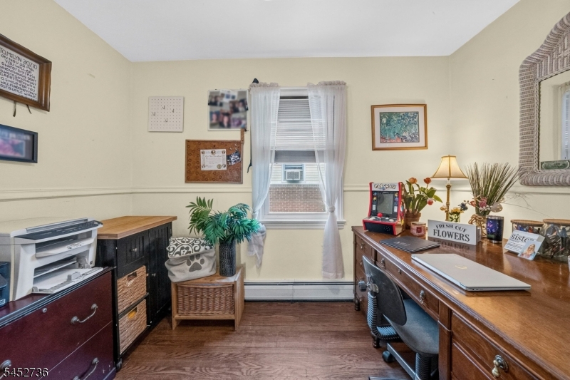 129 Belmohr St