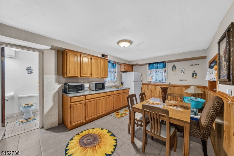 129 Belmohr St