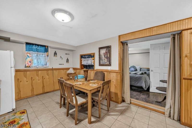 129 Belmohr St