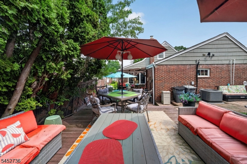 129 Belmohr St