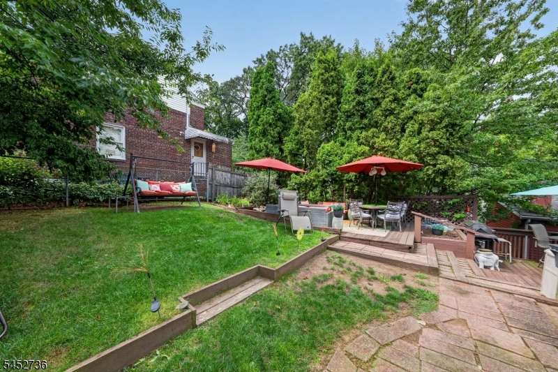 129 Belmohr St