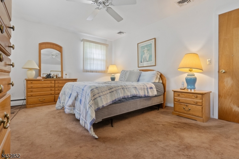 74 Farmingdale Rd