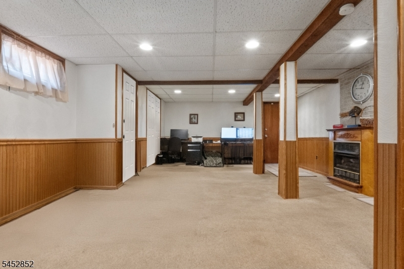74 Farmingdale Rd