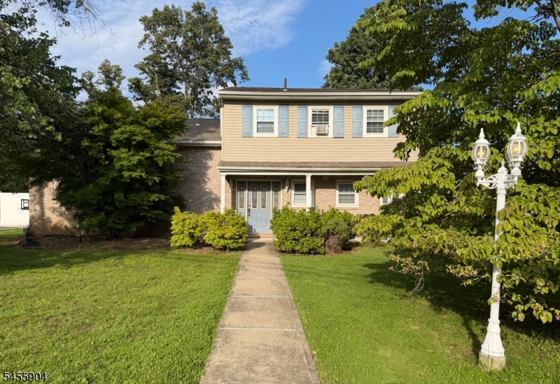 67 Coventry Rd