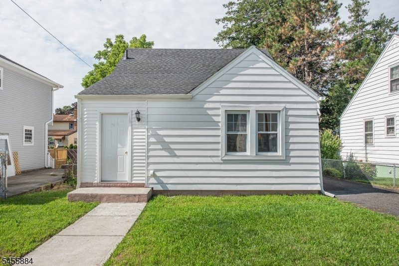 50 Birch St