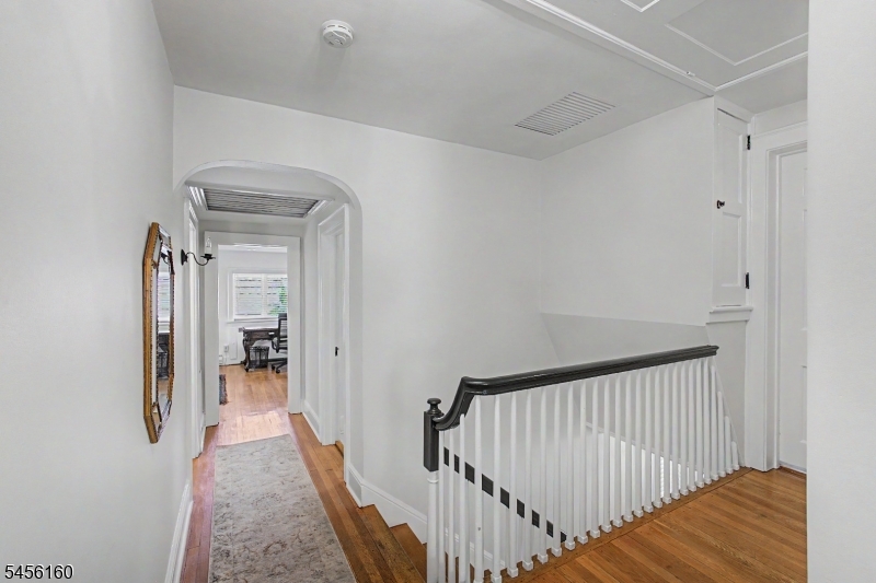 1015 SLEEPY HOLLOW LANE