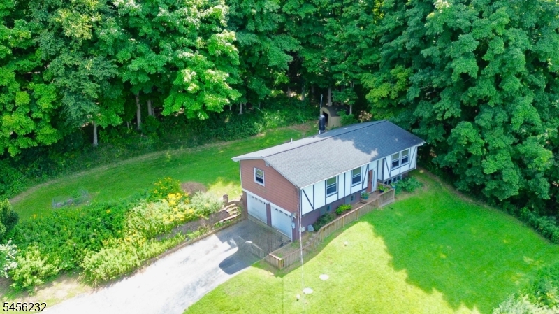 131 Munsonhurst Rd