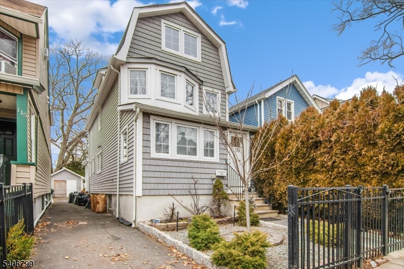 113 Sanford St