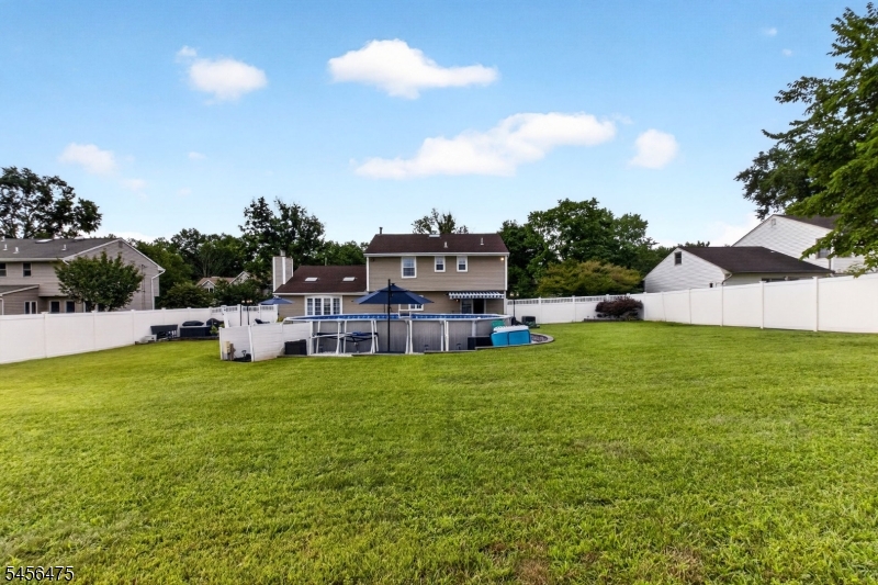 960 Gates Ave