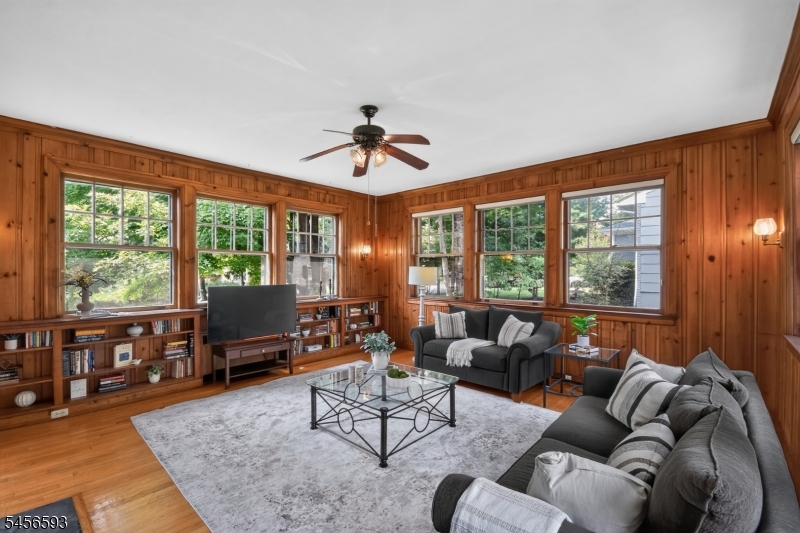 237 Raymond Ave