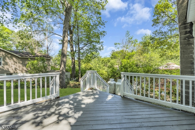 406 Brooklyn Mountain Rd