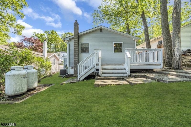 406 Brooklyn Mountain Rd