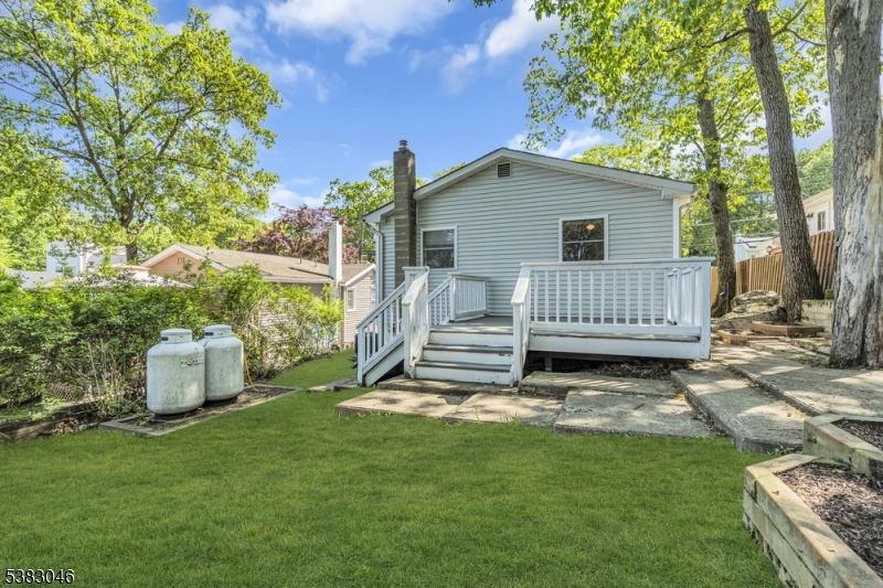 406 Brooklyn Mountain Rd