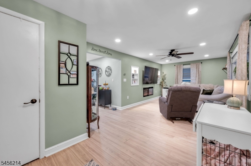 97 Bliss Blvd