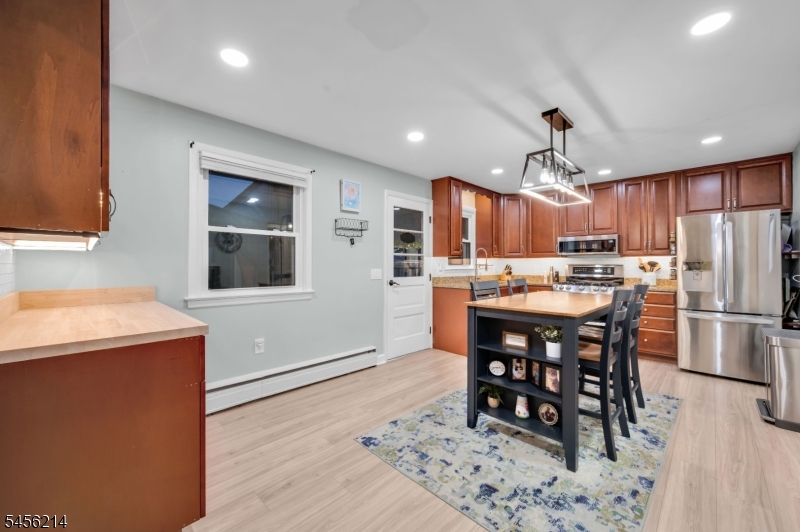 97 Bliss Blvd